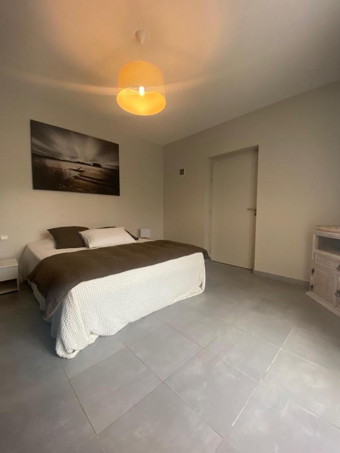 Les Centaurines Bed & Breakfast Saint-Siffret Екстериор снимка
